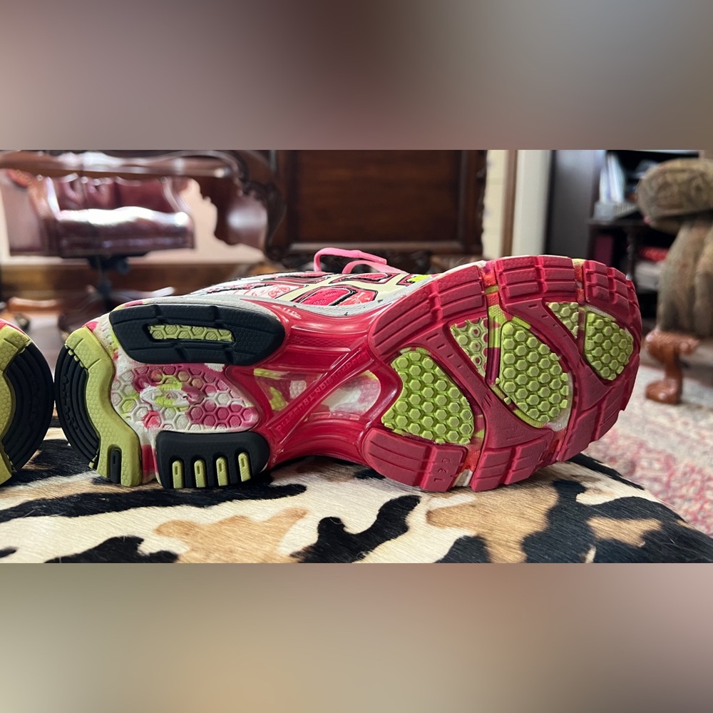 ASICS Gel-Noosa Tri6 Glow in the Dark Duomax Sneakers - Picture 4 of 10